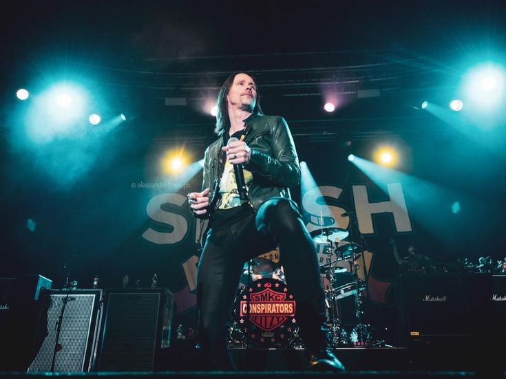 Fonti USA: &apos;Il primo singolo di Slash è con Ozzy Osbourne&apos;