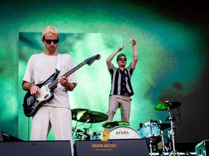 Foals: il bassista Walter Gervers ha lasciato il gruppo Foals: il bassista Walter Gervers ha lasciato il gruppo