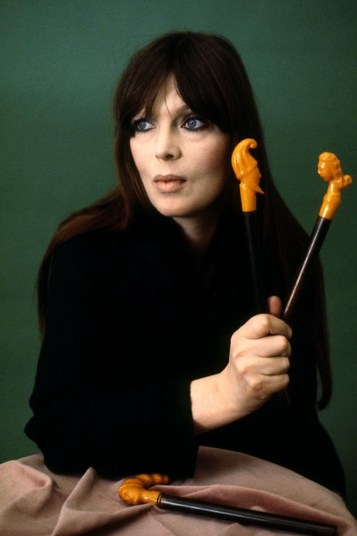https://images.rockol.it/70rw5rHR_qZ_8aaXAQ9RwbJ5y8k=/700x0/smart/rockol-img/img/foto/upload/08-nico-velvet-underground-milano-1975-roberto-masotti.jpg