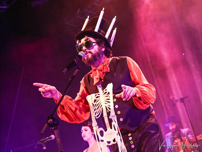 21 dicembre 2023 - Teatro della Concordia - Venaria Reale (To) - Vinicio Capossela in concerto