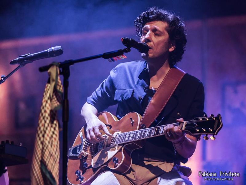 14 aprile 2025 - Teatro Bellini - Napoli - Ermal Meta in concerto 14 aprile 2025 - Teatro Bellini - Napoli - Ermal Meta in concerto