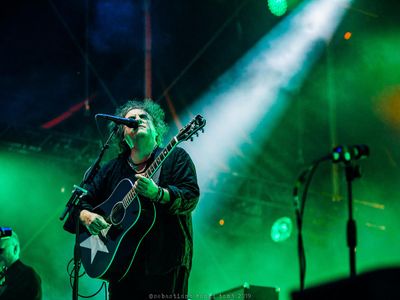 Rinasce la Fiction Records (ma senza i Cure)