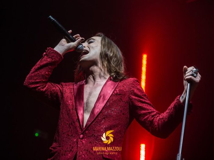 Il periodo folk dei Maneskin, come non li avete mai sentiti / VIDEO