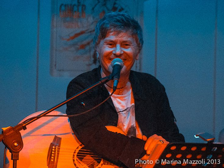 "Stelle" d'amore nel nuovo album di Ron