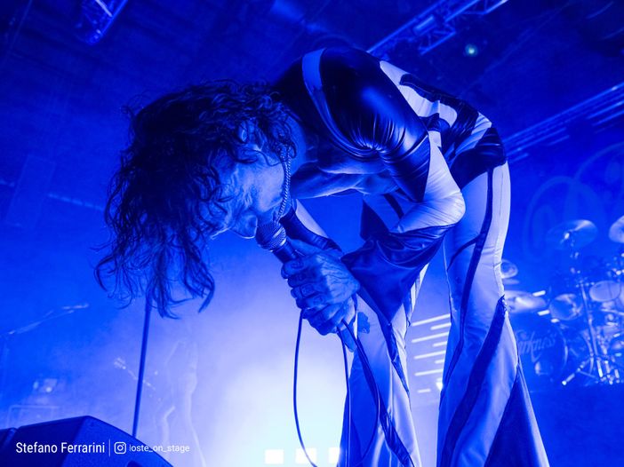 Darkness, il nuovo album &quot;Pinewood smile&quot; arriva ad ottobre: ascolta il singolo &quot;All the pretty girls&quot;