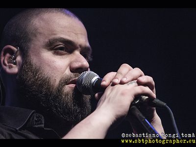 Anteprima Rockol: 'Asti est', il nuovo video di Zibba con Eugenio Finardi