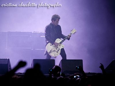 I Cult aiutano gli Econoline Crush a scalare le classifiche