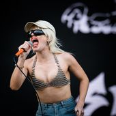 15 giugno 2022 - I-Days - Ippodromo - Milano - Amyl and the Sniffers in concerto
