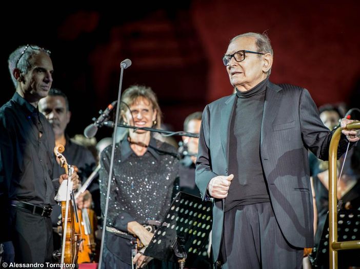 Ascolta la colonna sonora di &#039;The hateful eight&#039; di Tarantino, con Ennio Morricone, White Stripes e Roy Orbison - AUDIO