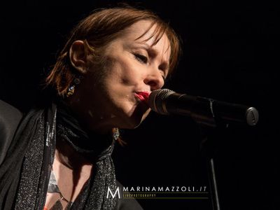 Suzanne Vega: &apos;Io e 50 Cent non siamo così distanti&apos;