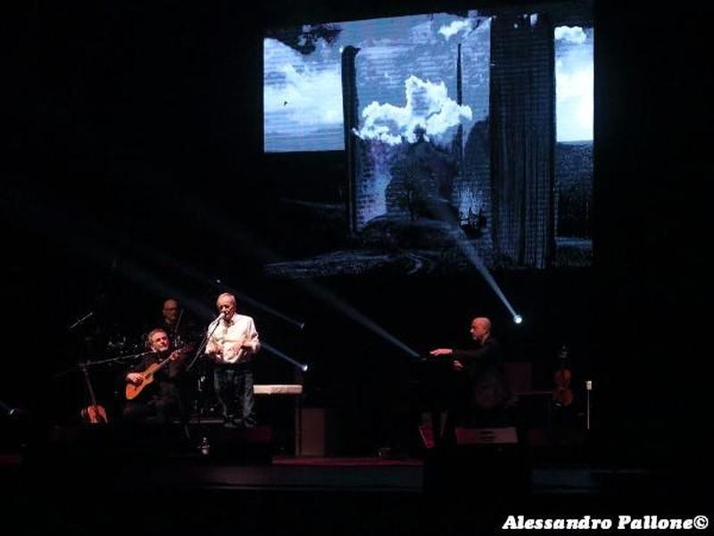 5 aprile 2019 - Teatro Creberg - Bergamo - Roberto Vecchioni in concerto 5 aprile 2019 - Teatro Creberg - Bergamo - Roberto Vecchioni in concerto