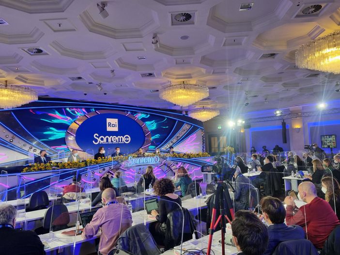 Sanremo 2022, la classifica generale dopo le prime due serate 