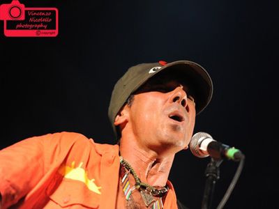 Manu Chao, &lt;br&gt; prossima stazione: Genova