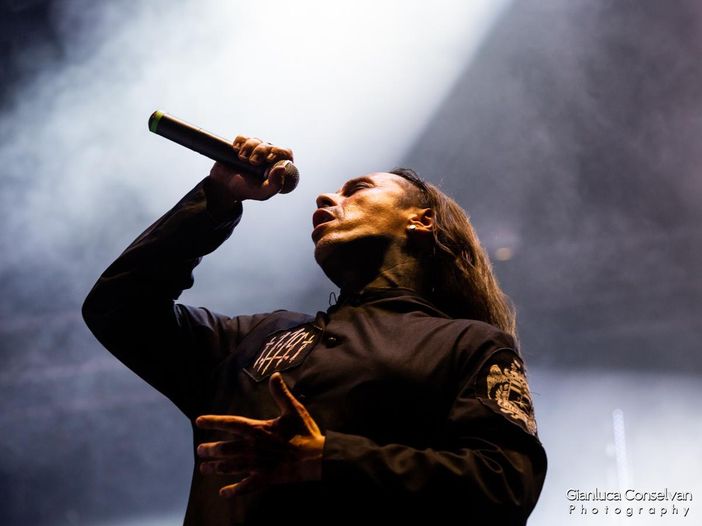 Concerti, Lacuna Coil in diretta: la recensione dello show Concerti, Lacuna Coil in diretta: la recensione dello show