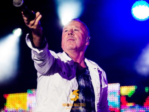 Il ritorno dei Simple Minds: remix di 'Don't you', nuovo album per Laserra/Carosello 