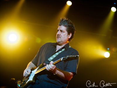 Esclusiva Rockol: ascolta in streaming &apos;Underwater sunshine&apos; dei Counting Crows