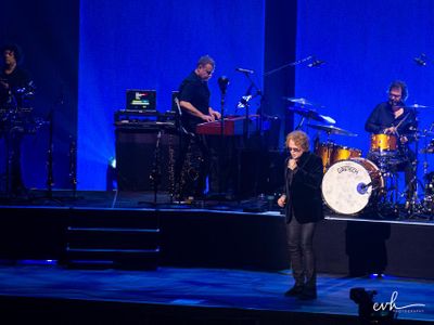 Mick Hucknall (Simply Red) presenta il suo vino