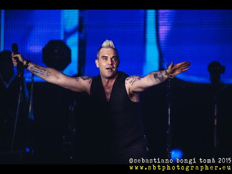 23 luglio 2015 - Lucca Summer Festival - Piazza Napoleone - Lucca - Robbie Williams in concerto