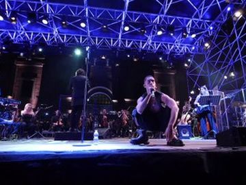 Mahmood - Dal vivo con l'Orchestra della Magna Grecia a Taranto
