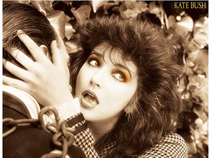 Grazie a "Stranger Things", la Gen Z sta scoprendo Kate Bush Grazie a "Stranger Things", la Gen Z sta scoprendo Kate Bush