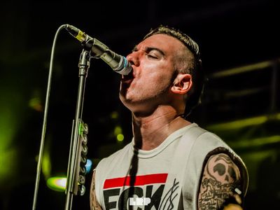 Gli ‘storici’ punk Anti-Flag confermati al Warped Tour. Prima però tour europeo