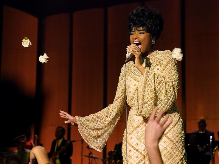 &apos;American Idol&apos; a caccia di nuovi giudici, si fa avanti Jennifer Hudson