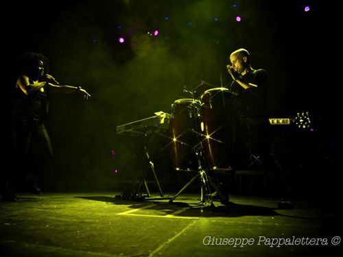 Moby, Mute e V2: una precisazione 