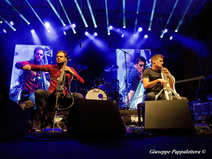 2Cellos: il nuovo album "Let There Be Cello" esce il 19 ottobre – COPERTINA / TRACKLIST 2Cellos: il nuovo album "Let There Be Cello" esce il 19 ottobre – COPERTINA / TRACKLIST
