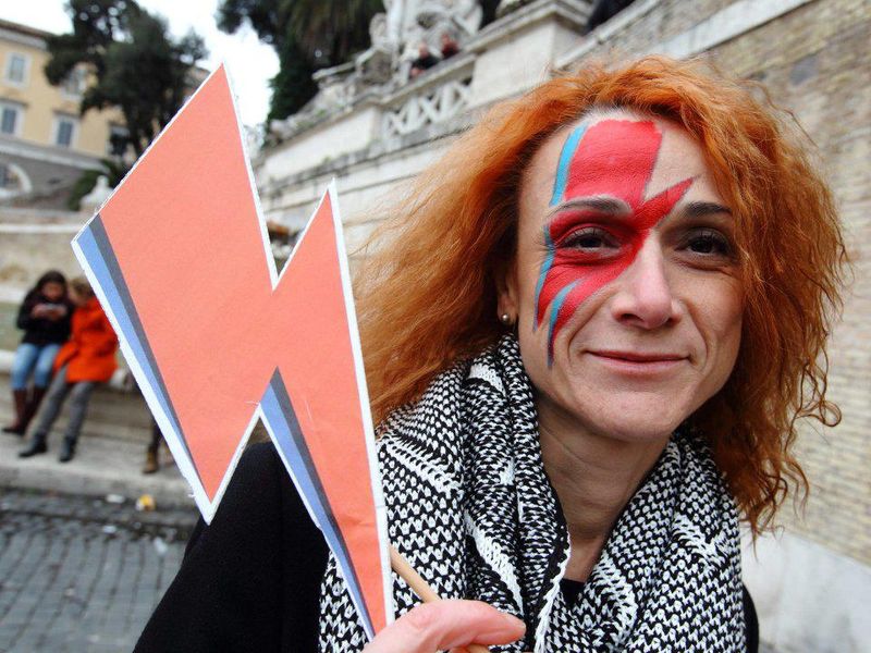 Flash Mob David Bowie - Roma