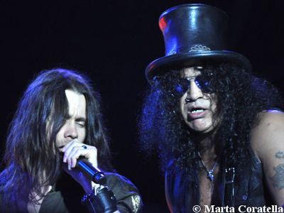 Slash &apos;tagliato&apos;: dice parolacce davanti ai bambini