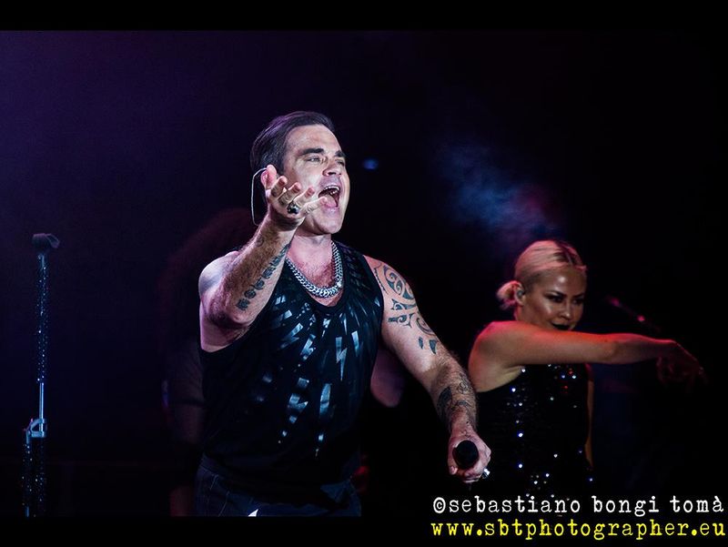 15 luglio 2017 - Lucca Summer Festival - Piazza Napoleone - Lucca - Robbie Williams in concerto