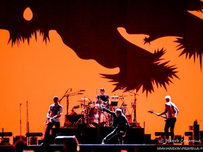 u2