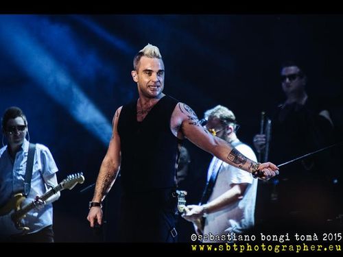 Nei negozi ad ottobre il videogame di Robbie Williams