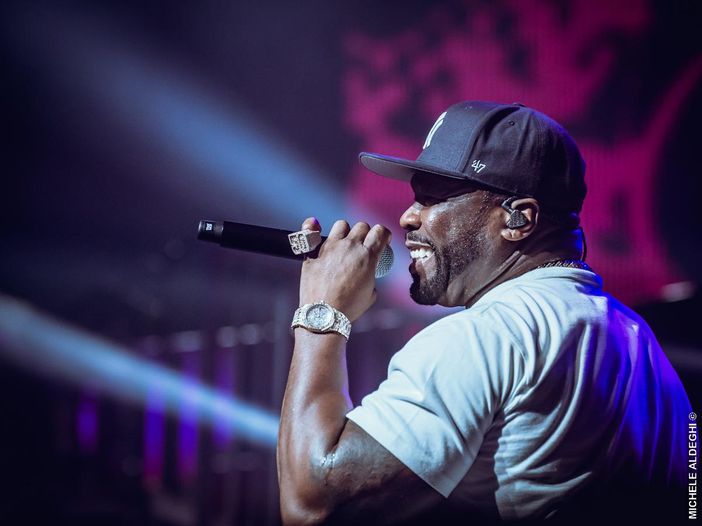 50 Cent fa indossare un giubotto antiproiettile anche al figlio