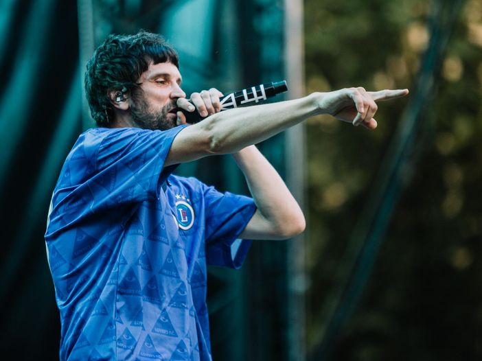 Classifiche UK: David Guetta e Kasabian primi, bene Springsteen e Harrison