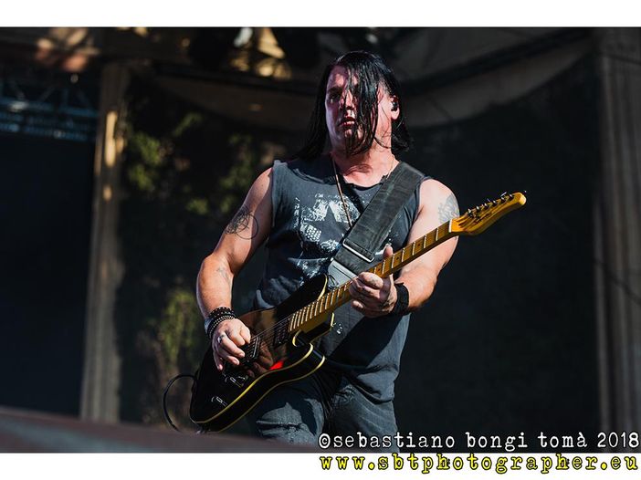 Korn, il disco solista di Jonathan Davis esce il 25 maggio