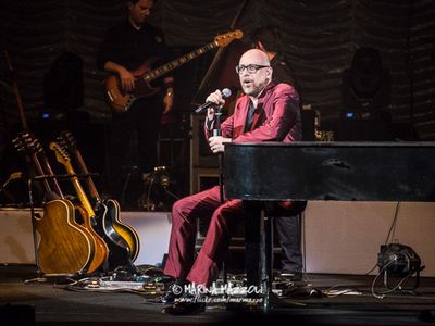 Fai la tua domanda a Mario Biondi con Rockol e Tiscali