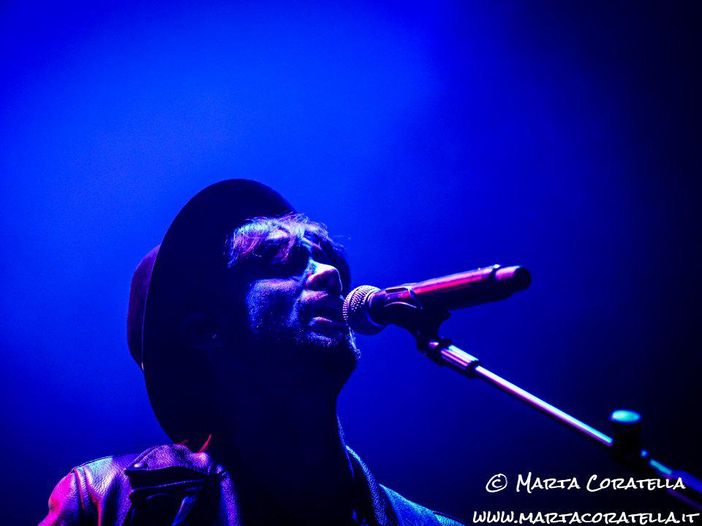 Concerti, Fabrizio Moro, annunciate le prime date del tour estivo 2016