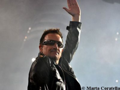 U2