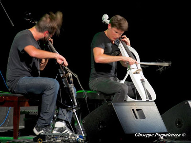 30 maggio 2014 - Teatro Politeama Rossetti - Trieste - 2 Cellos in concerto
