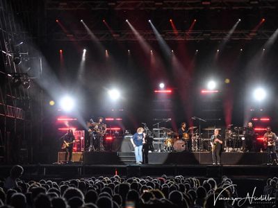 Mick Hucknall (Simply Red) attacca Mtv e i nazionalisti inglesi