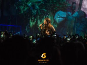 Oggi in breve: Alessandro Casillo, Burial, Lana Del Rey, Mengoni, Mogwai