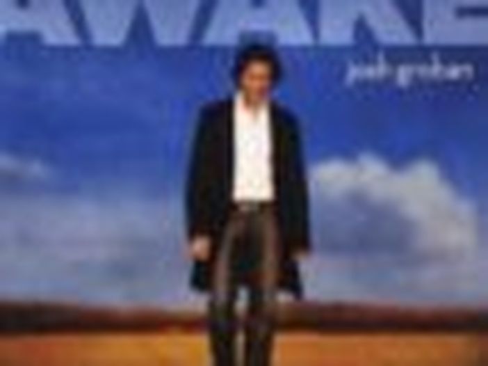 Classifiche USA: Josh Groban a 3 milioni di copie, male i Wu-Tang Clan