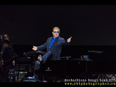 Elton John vorrebbe un altro figlio