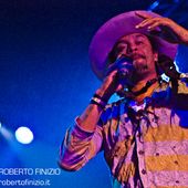 19 Ottobre 2011 - Magazzini Generali - Milano - Michael Franti &amp; Spearhead in concerto