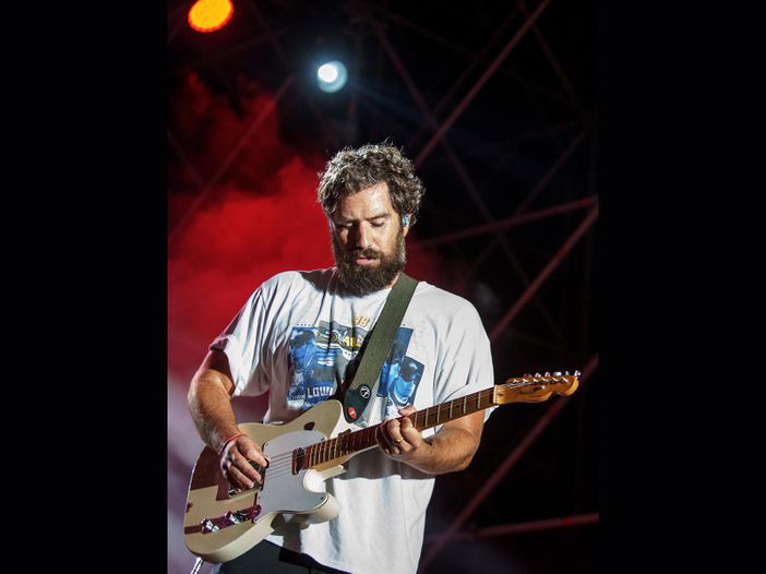 Tommaso Paradiso: “‘Space cowboy’ rappresenta chi sono adesso” Tommaso Paradiso: “‘Space cowboy’ rappresenta chi sono adesso”
