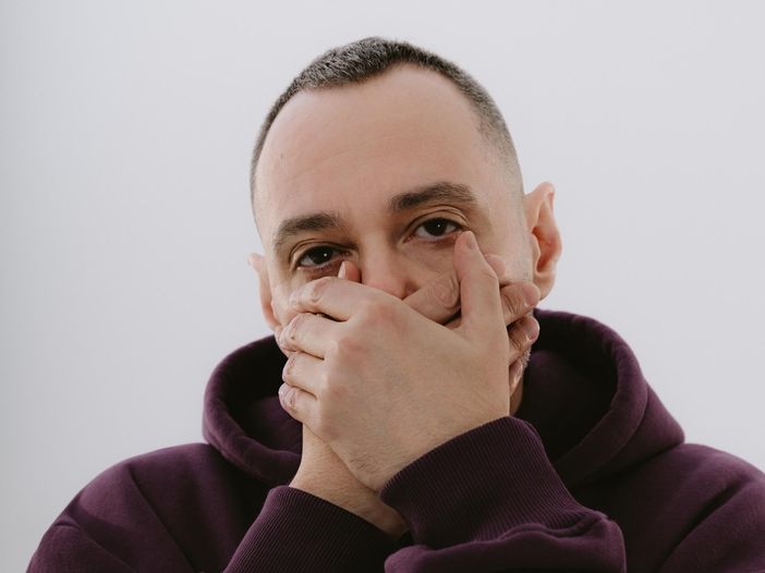 Fabri Fibra: &ldquo;Ribellatevi ai finti ideali&rdquo;