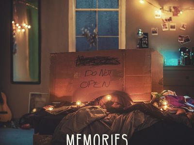 MEMORIES...DO NOT OPEN Chainsmokers