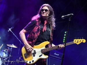 Glenn Hughes