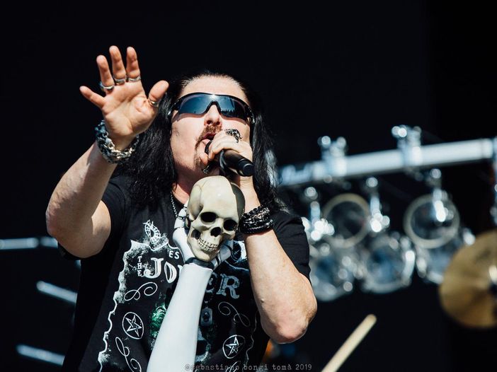 I Wanna Rock: Dream Theater